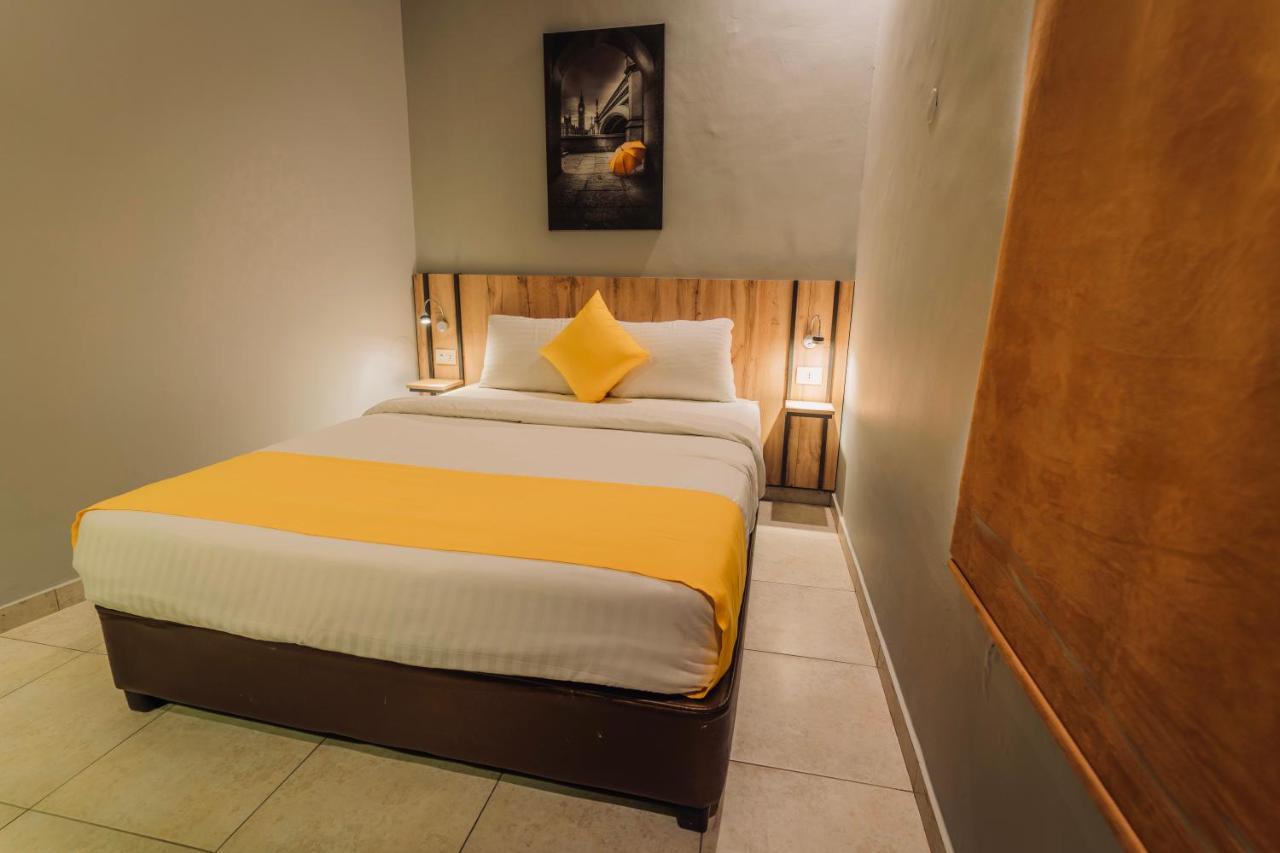 Baden Hotel Suites Amman Exterior foto